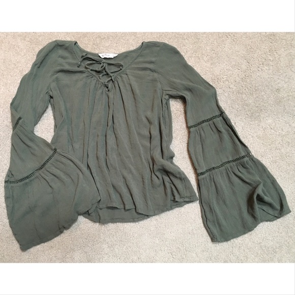 Hollister Boho olive green top XS - Picture 2 of 6